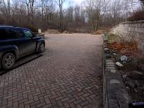 11lookingoutfromgarage.jpg