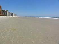 04beach.jpg