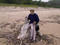 0207grandmaonbeachneys.jpg