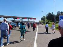 0009bridgewalk.jpg