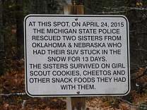 102506girlscoutsignonthewaytocp.jpg