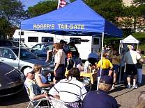 02_083102_04rogerstailgate.jpg