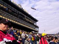 04_112203_08blimp.jpg