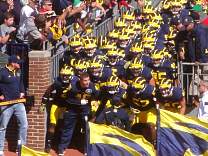 12_02teamtunnel.jpg