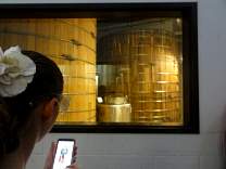 0109oakbarrels.jpg