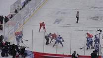 40faceoffourend.jpg